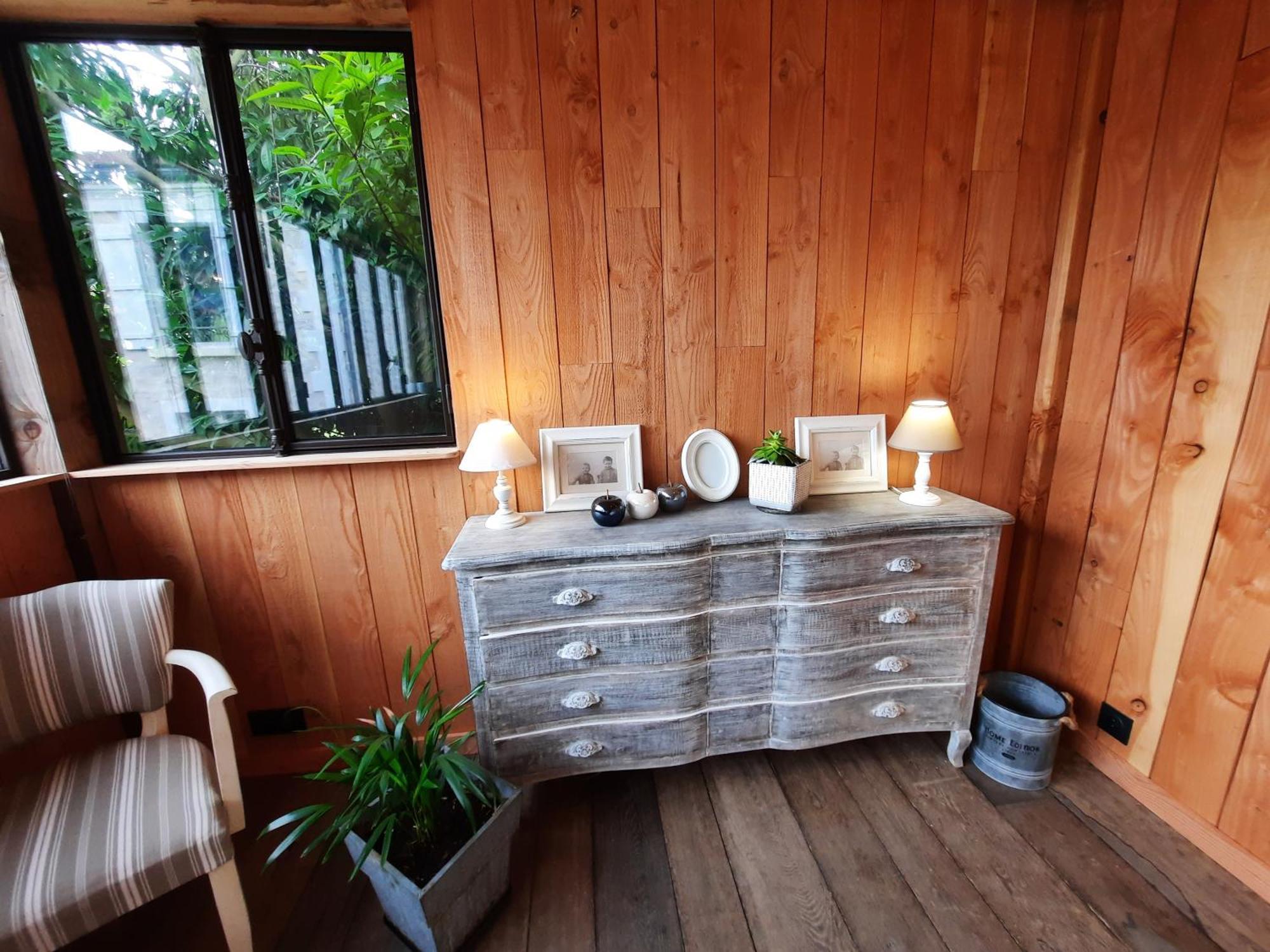 Pierres Et Jardins Bed & Breakfast Senlis  Exterior photo